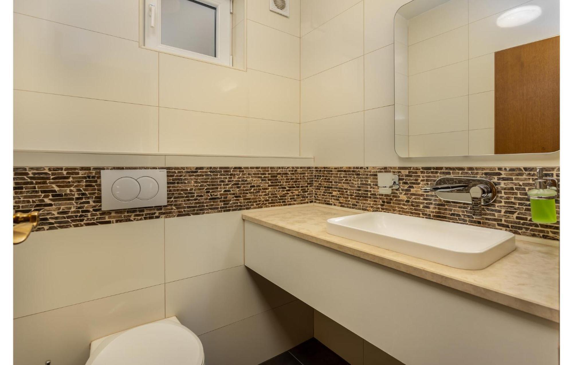 Nice Apartment In Sv,Juraj With Kitchen Свети-Юрай Экстерьер фото